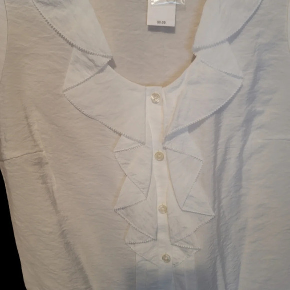 Van Heusen Studio White blouse. NWT - Picture 3 of 8